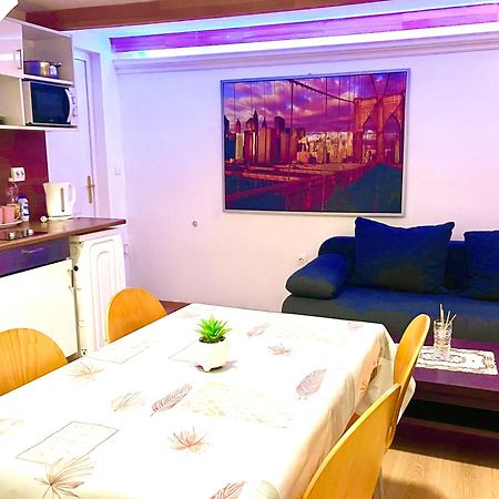 Lola Apartment بودابست المظهر الخارجي الصورة